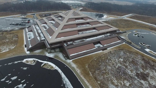 ЦОД-пирамида: дата-центр компании Switch готов к работе